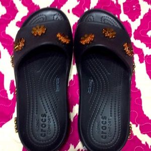 Iconic Crocs Comfort Sandals size 9.